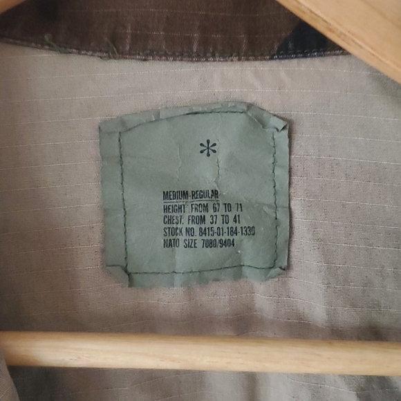 Army military jacket - Picture 2 of 3